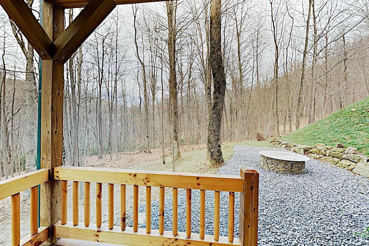 Tenderfoot Lodge Maggie Valley Exterior photo